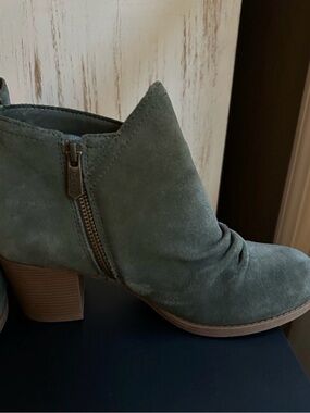 Skechers Sage Green Suede Side-Zip Ankle Booties